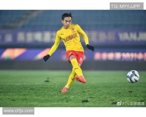 张芳专访：从绿茵场到人生舞台的足球旅程回顾与展望